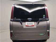 エスクァイア HV Xi