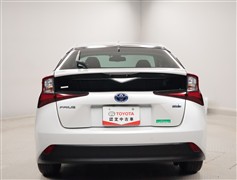 プリウス S セーフティプラス2