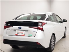 プリウス S セーフティプラス2