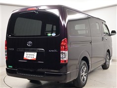 ハイエースV スーパーGLダークP2