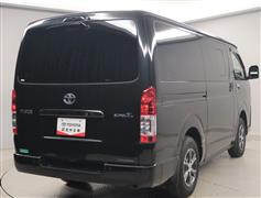 ハイエースV スーパーGLダークP2