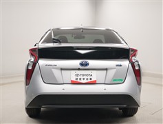 プリウス S セーフティプラス