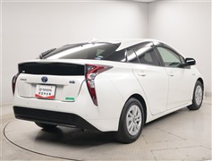 プリウス S セーフティプラス