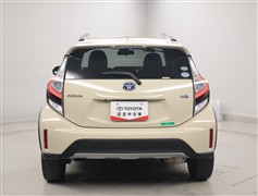 アクア クロスオーバー