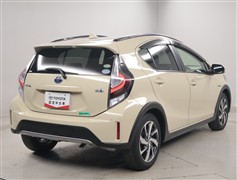 アクア クロスオーバー