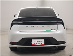 プリウスPHEV Z