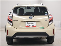 アクア クロスオーバー グラム