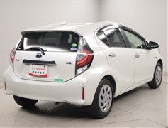 アクア S スタイルブラック