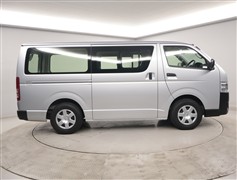 ハイエースV DX