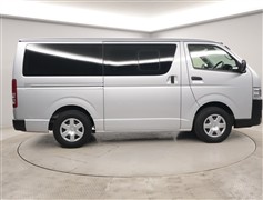 ハイエースV DX