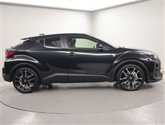 C-HR S-T GRスポーツ