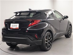 C-HR S-T GRスポーツ