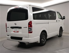ハイエースV S-GLダークP2