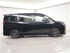 ノアHEV S-Z