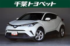 トヨタ C-HR ハイブリッド S