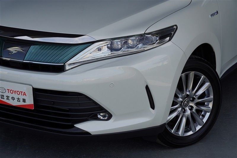 1UPJ-52189044]ハリアーハイブリッド(AVU65W)タイヤ　ホイール　1本④ 235/55R18 中古