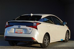 プリウス A プレミアム