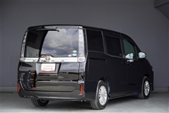 ヴォクシー V 7ニン