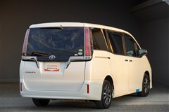 エスクァイア Gi PRM ブラック