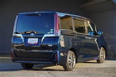 エスクァイアHV Gi プレミアムBK