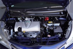 ヴィッツ F セーフティー3