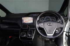 エスクァイア Gi 7ニン