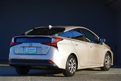 プリウス A プレミアム