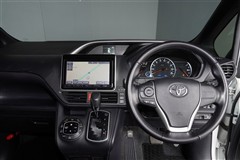 ヴォクシー ZS キラメキ 7ニン