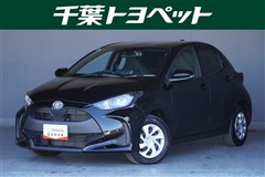 トヨタ　ヤリス X