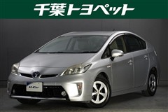トヨタ プリウス S