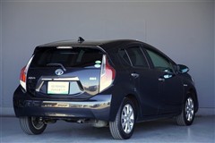 アクア S スタイルブラック