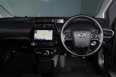 プリウス A ツーリングセレクション