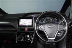 エスクァイア ハイブリッド Gi