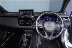 カローラツーリング HV WxB