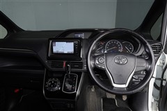 エスクァイア Gi 8ニン