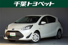 トヨタ　アクア S