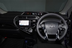 アクア S スタイルブラック