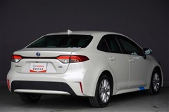 カローラ ハイブリッド S