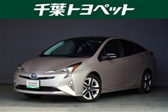 プリウス S セーフティー ツートーン