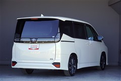 ヴォクシー ハイブリッド S-Z