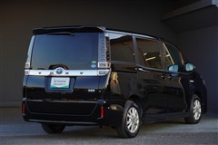 ヴォクシー ハイブリッド V