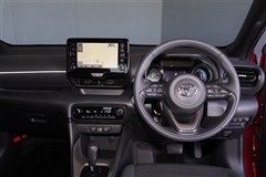 ヤリス ハイブリッド Z