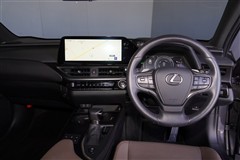 UX250h グレイスフル Exp