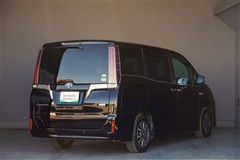 エスクァイア HV GiプレミアムBK