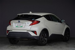 C-HR ハイブリッド G