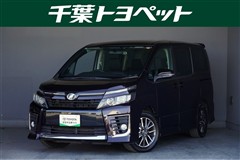 トヨタ　ヴォクシー ZS 7ニン