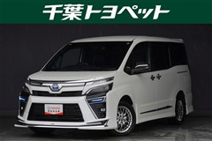 トヨタ ヴォクシー HV ZS キラメキ3