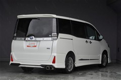 ヴォクシー HV ZS キラメキ3