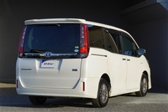 エスクァイア ハイブリッド Gi