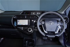 アクア S スタイルブラック